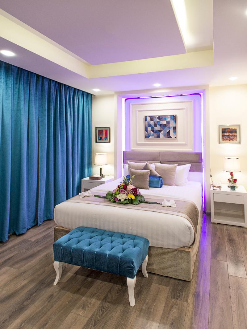 Golden Bujari Alulaya Hotel Эль-Хубар Экстерьер фото