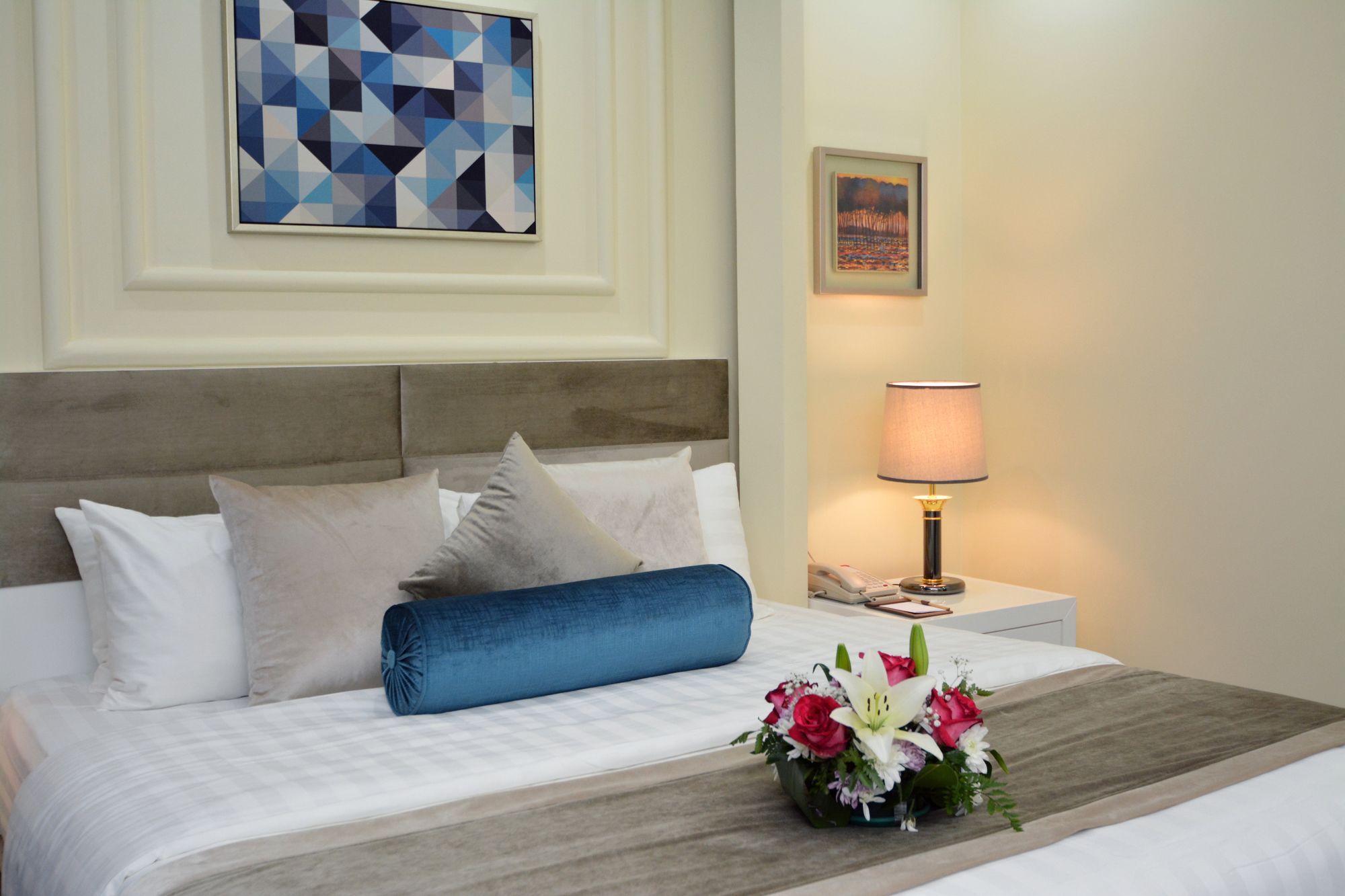 Golden Bujari Alulaya Hotel Эль-Хубар Экстерьер фото